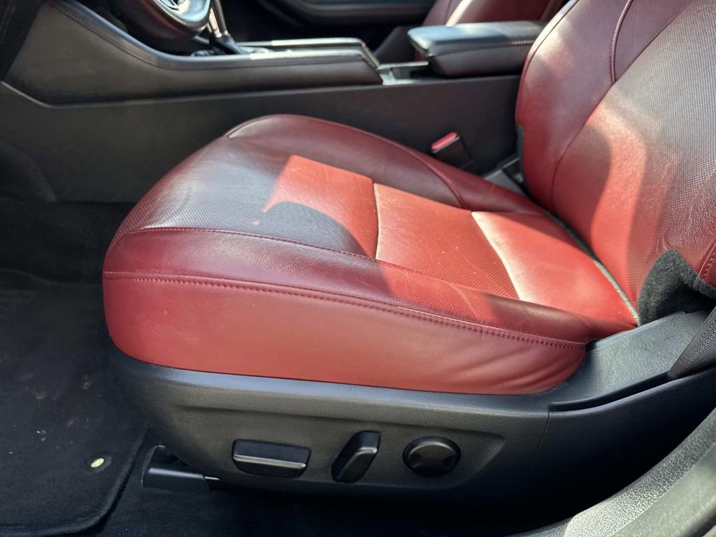 Used 2024 MAZDA MAZDA3 s image 18