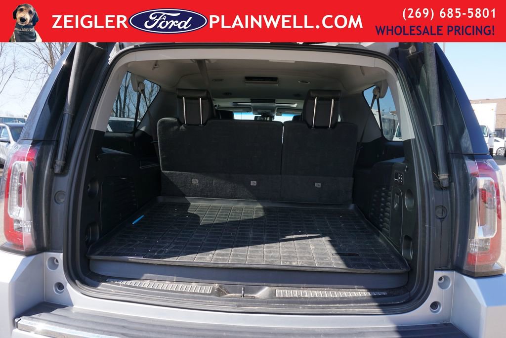 Used 2017 GMC Yukon XL Denali w/ Open Road Package AWD/4WD image 10