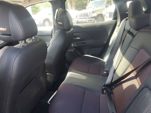 Certified 2025 Nissan Kicks SR w/ SR Premium Package FWD image 11