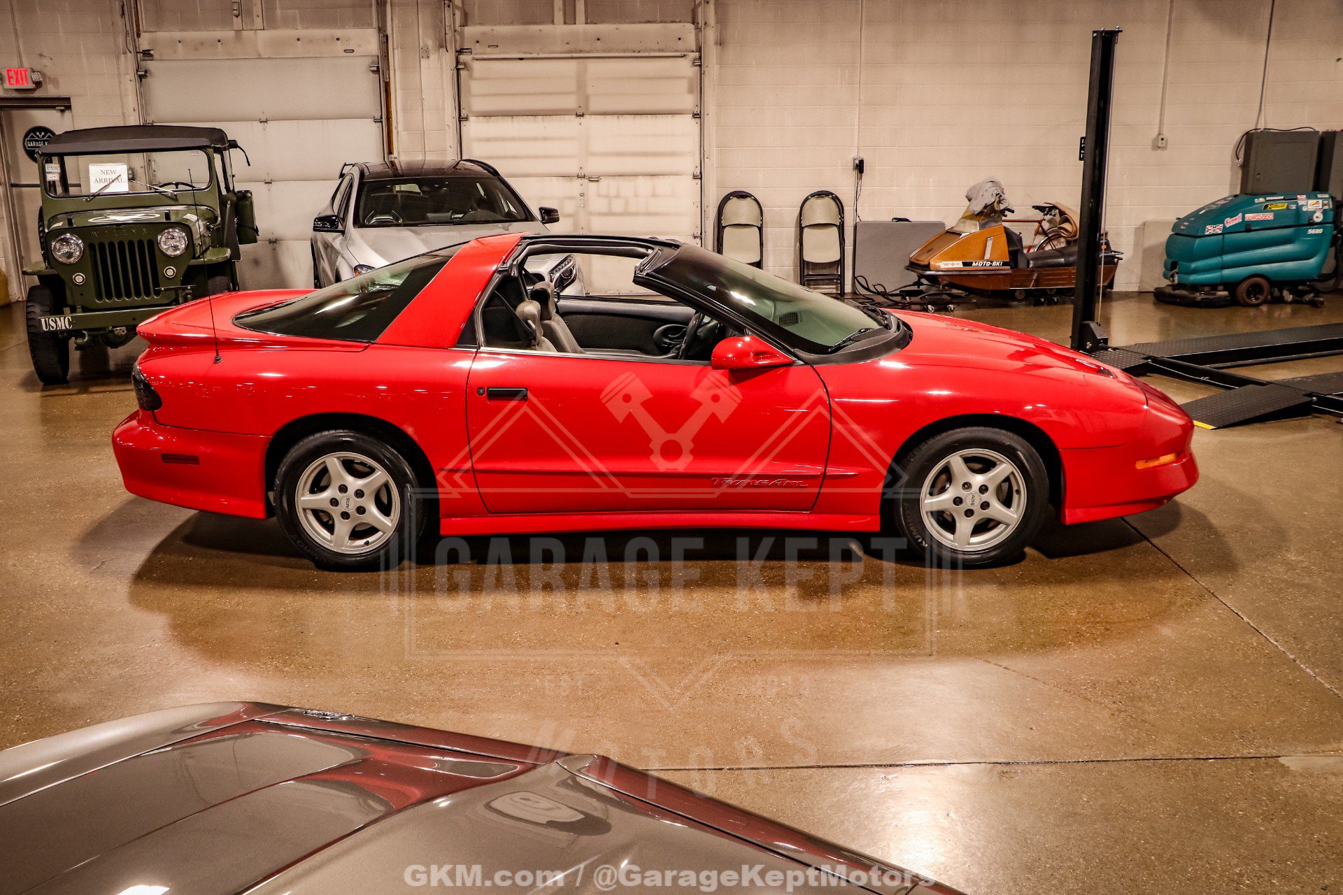 Used 1995 Pontiac Firebird Formula RWD image 24