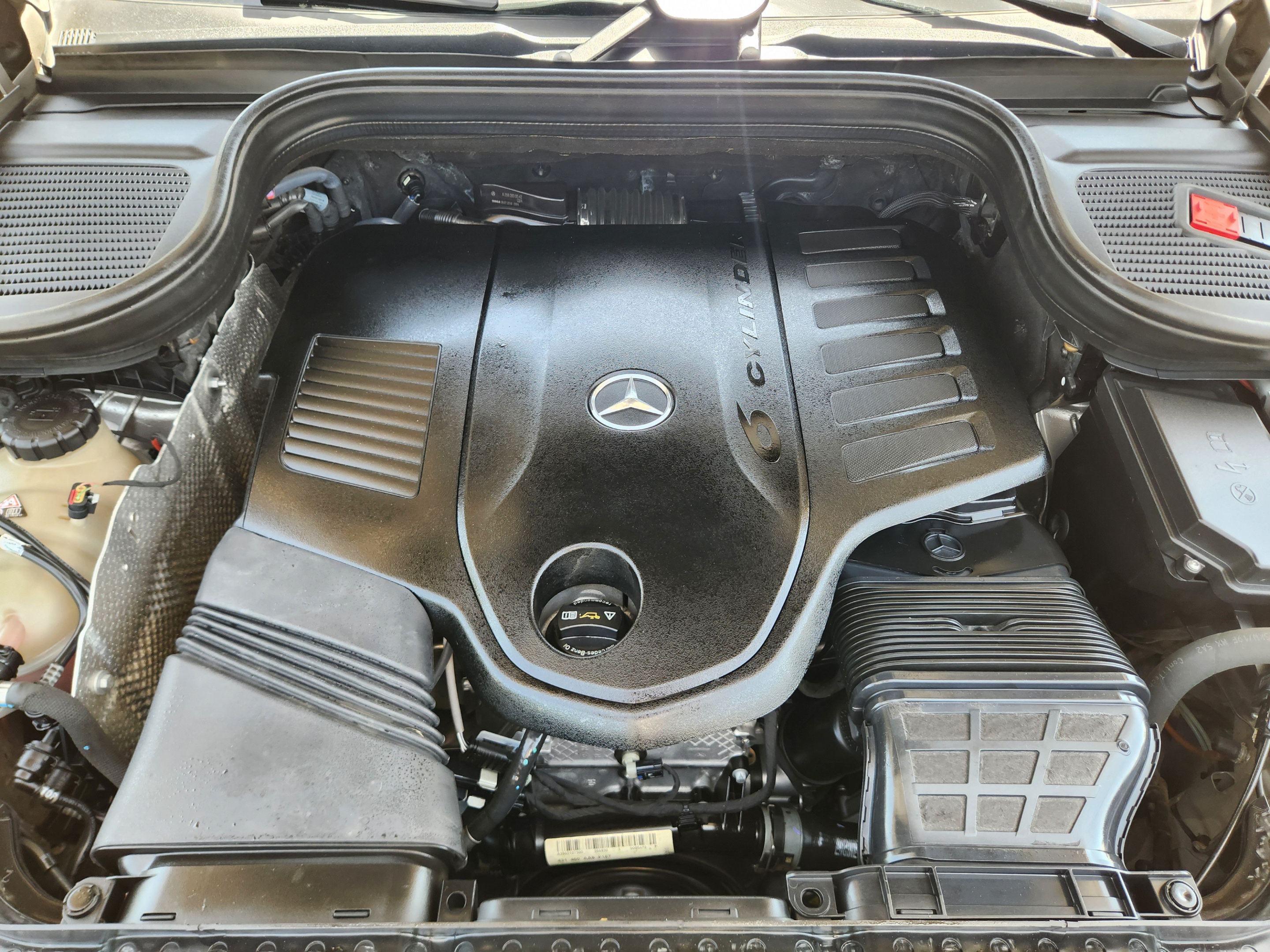 Used 2020 Mercedes-Benz GLS 450 4MATIC image 30