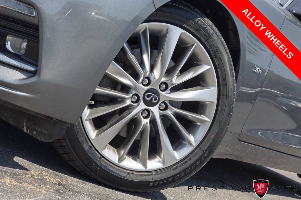 Used 2019 INFINITI Q50 Luxe w/ Essential Package (3.0T Luxe) AWD/4WD image 10