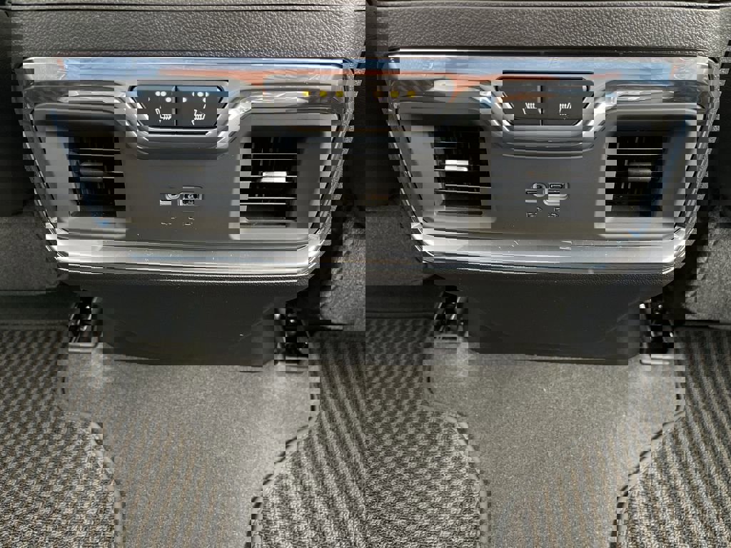 New 2025 GMC Sierra 2500 Denali Ultimate w/ Max Trailering Package image 22