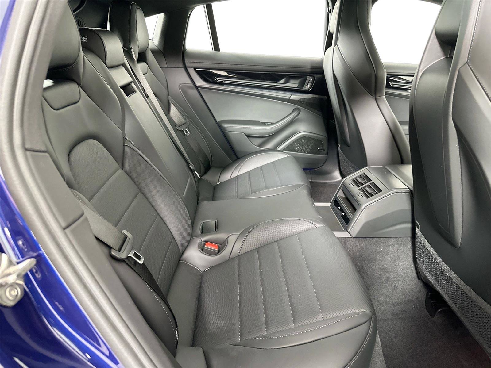 Certified 2026 Porsche Panamera 4 AWD/4WD image 26