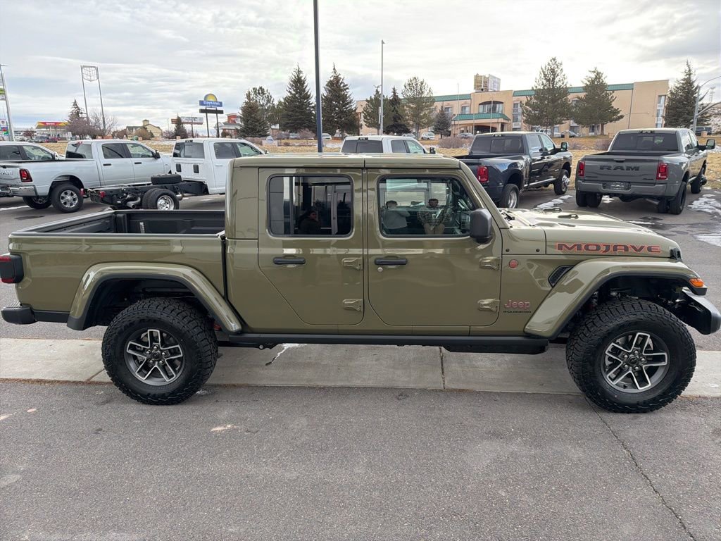 New 2026 Jeep Gladiator Mojave image 9