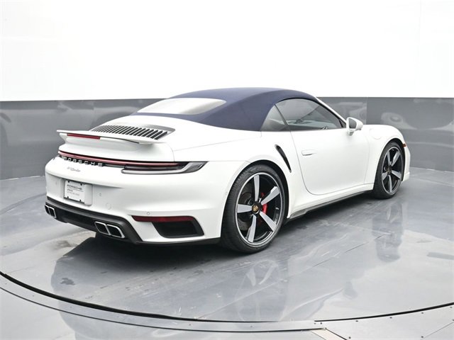 Used 2022 Porsche 911 Turbo image 17