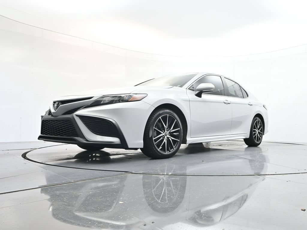 Used 2023 Toyota Camry SE FWD image 34