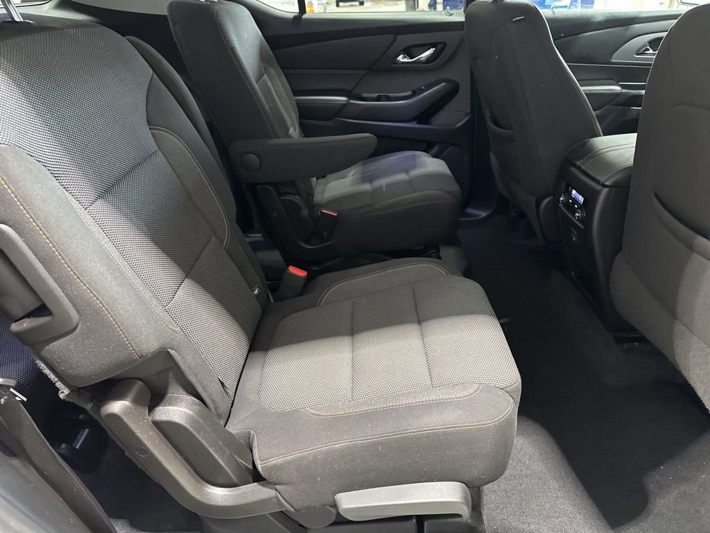 Used 2021 Chevrolet Traverse LT AWD/4WD image 20
