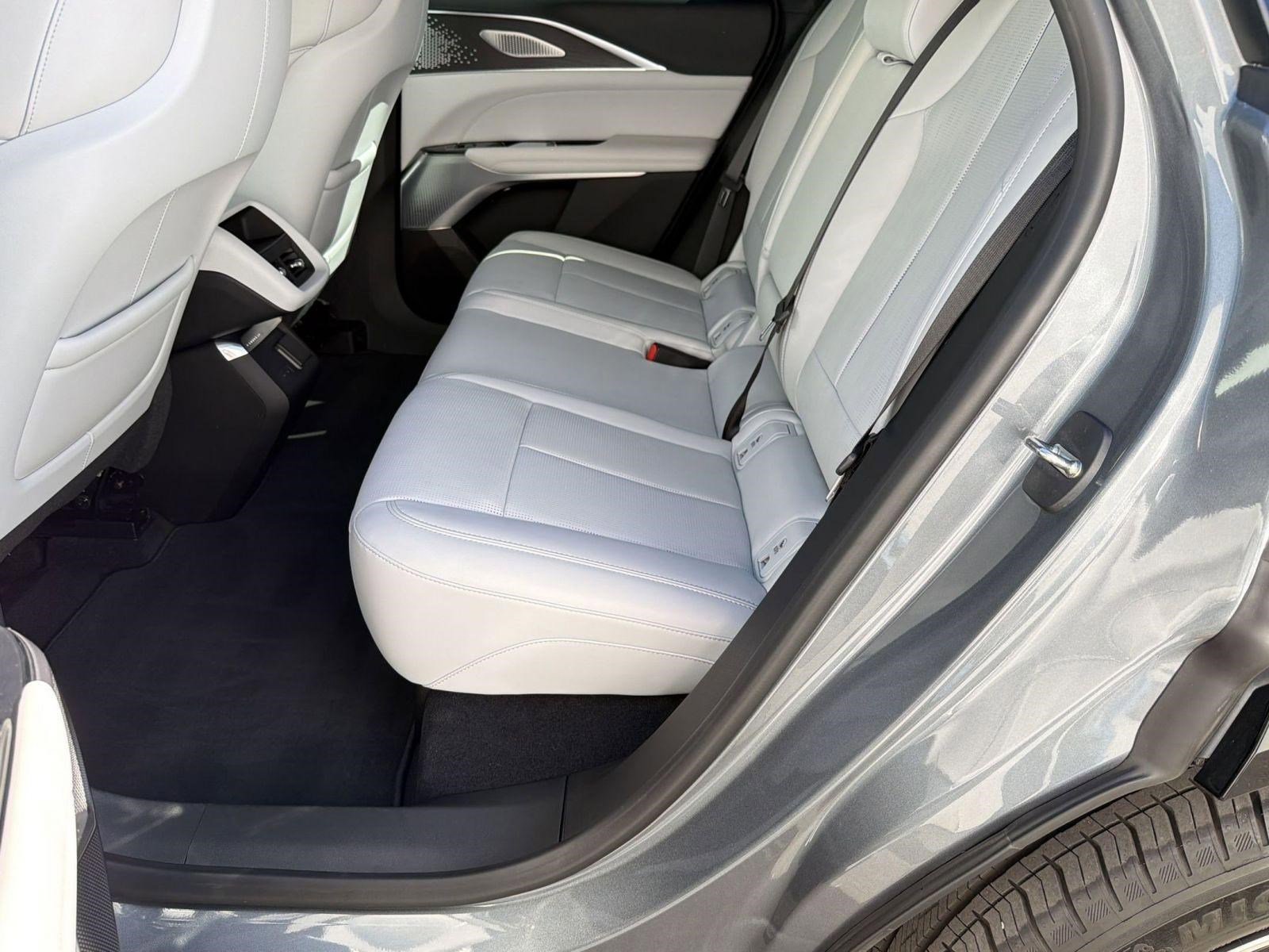 Certified 2023 Cadillac Lyriq 2WD image 12