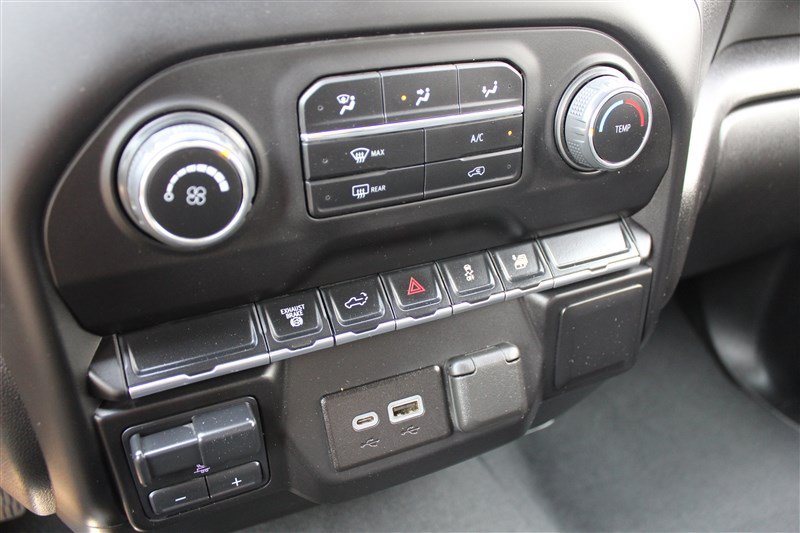 Used 2023 Chevrolet Silverado 2500 Custom w/ Custom Value Package AWD/4WD image 25