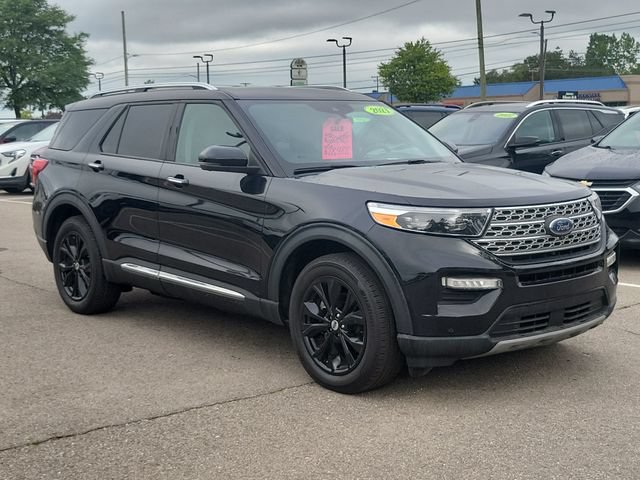 Used 2021 Ford Explorer Limited w/ Equipment Group 301A AWD/4WD image 2