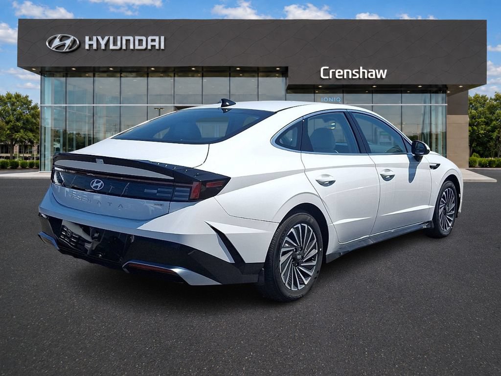 New 2025 Hyundai Sonata SEL FWD image 4
