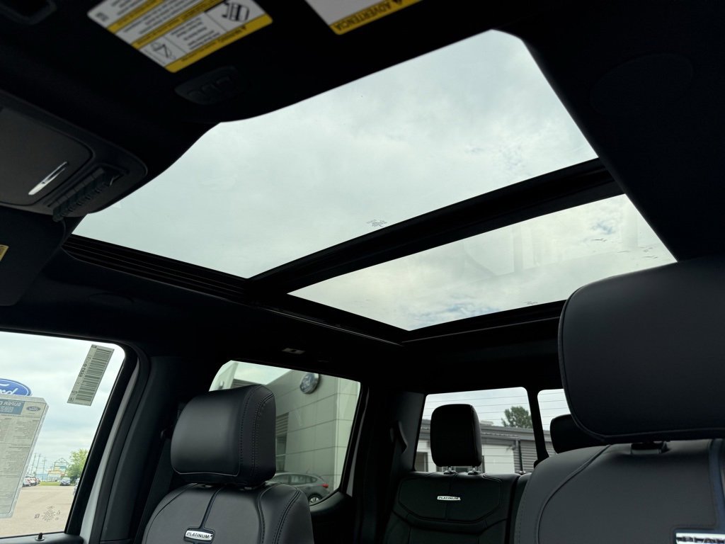New 2025 Ford F350 Platinum w/ FX4 Off-Road Package image 33