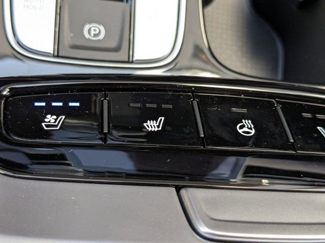 Used 2024 Hyundai Santa Cruz Limited image 28