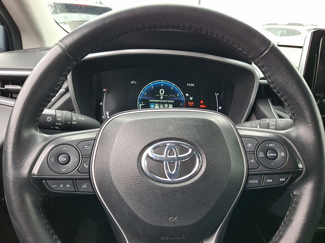 Used 2024 Toyota Corolla Cross XLE AWD/4WD image 19