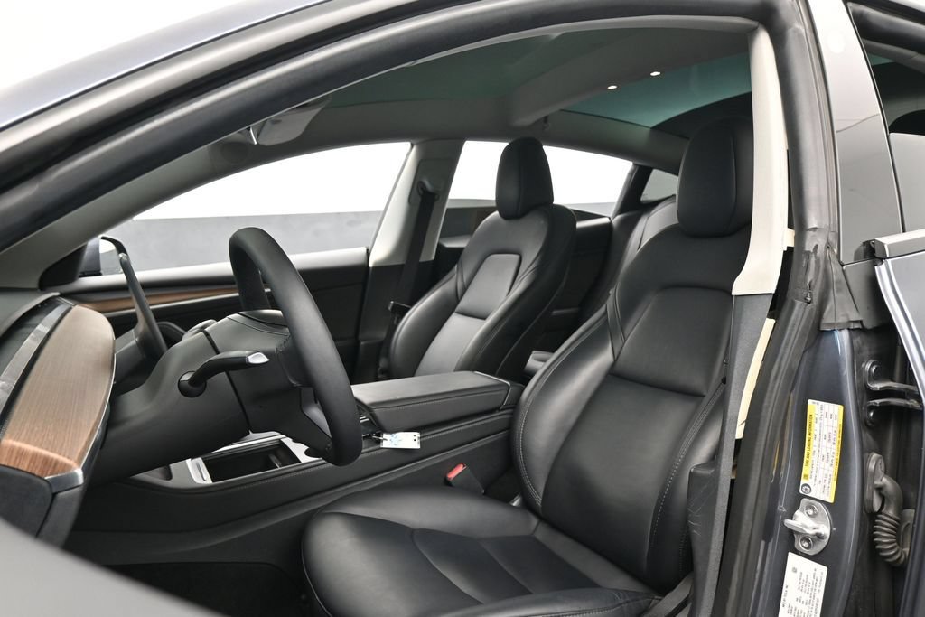 Used 2023 Tesla Model 3 Standard Range RWD image 10