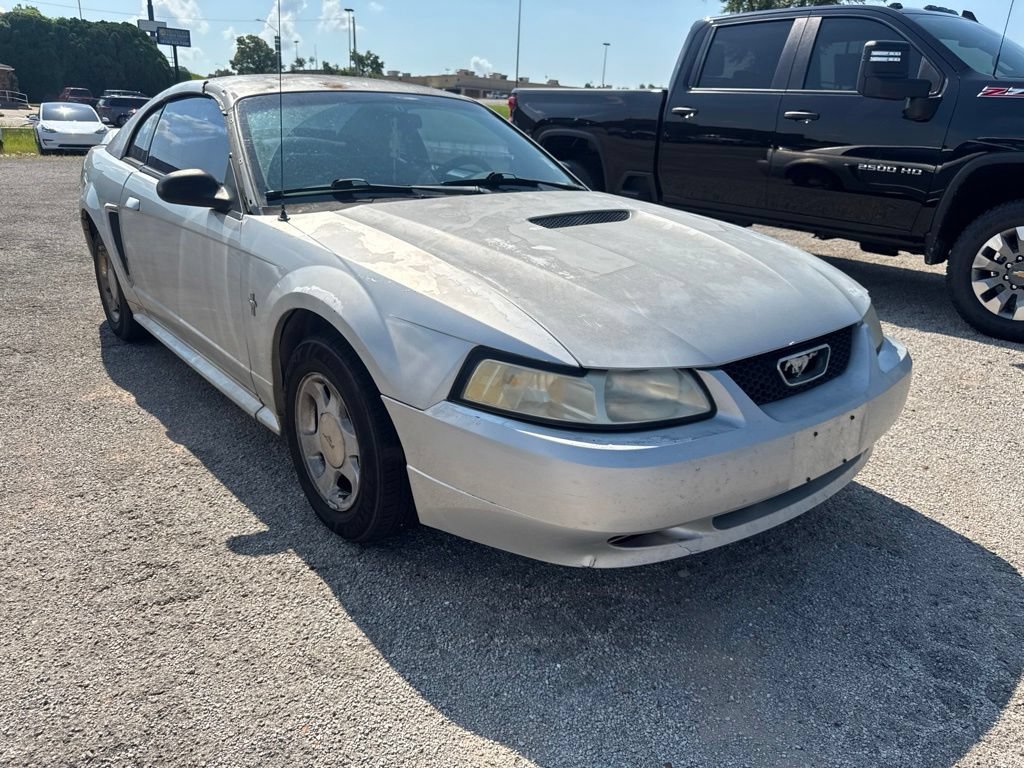 Used 2000 Ford Mustang Coupe RWD image 1