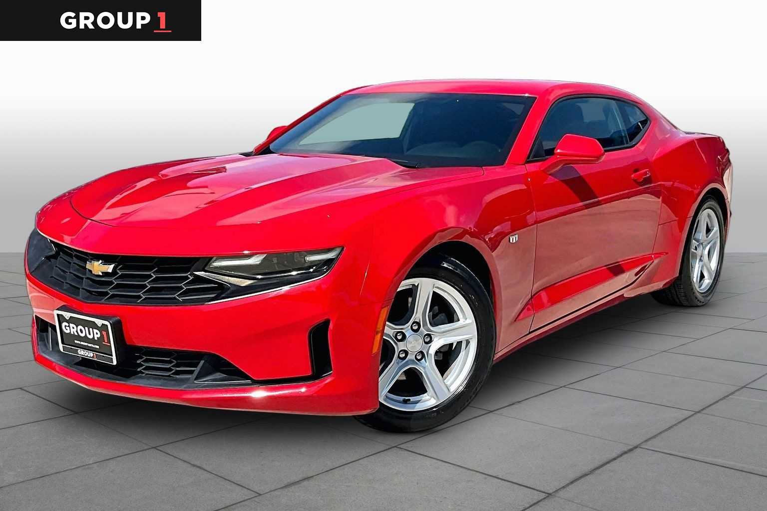 Used 2022 Chevrolet Camaro LT RWD image 1