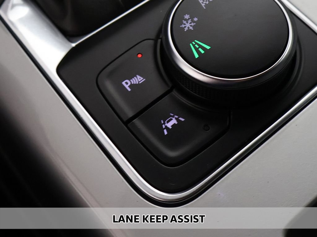 Used 2024 Chevrolet Blazer LT w/ Convenience Package FWD image 3