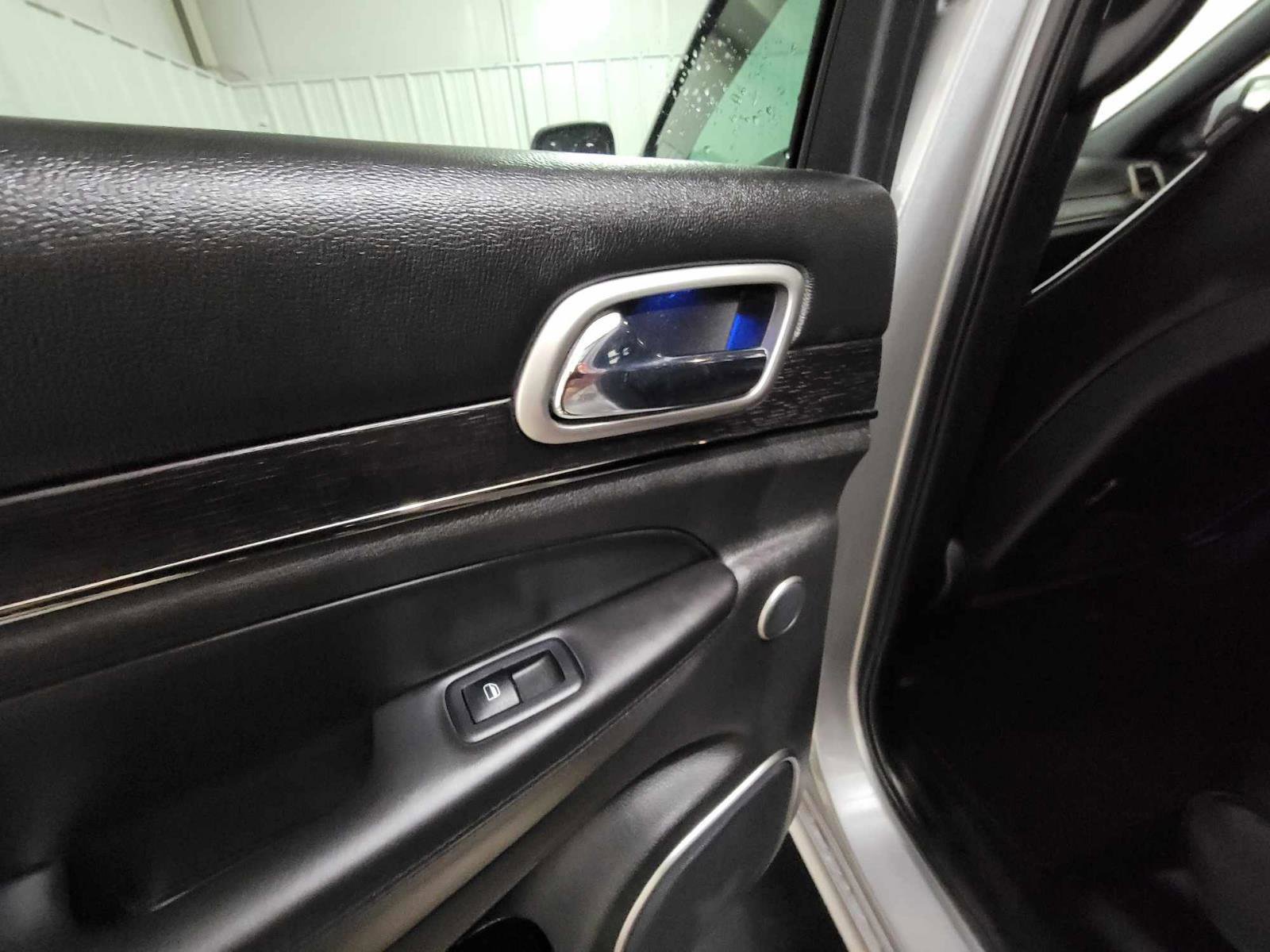 Used 2018 Jeep Grand Cherokee High Altitude image 19