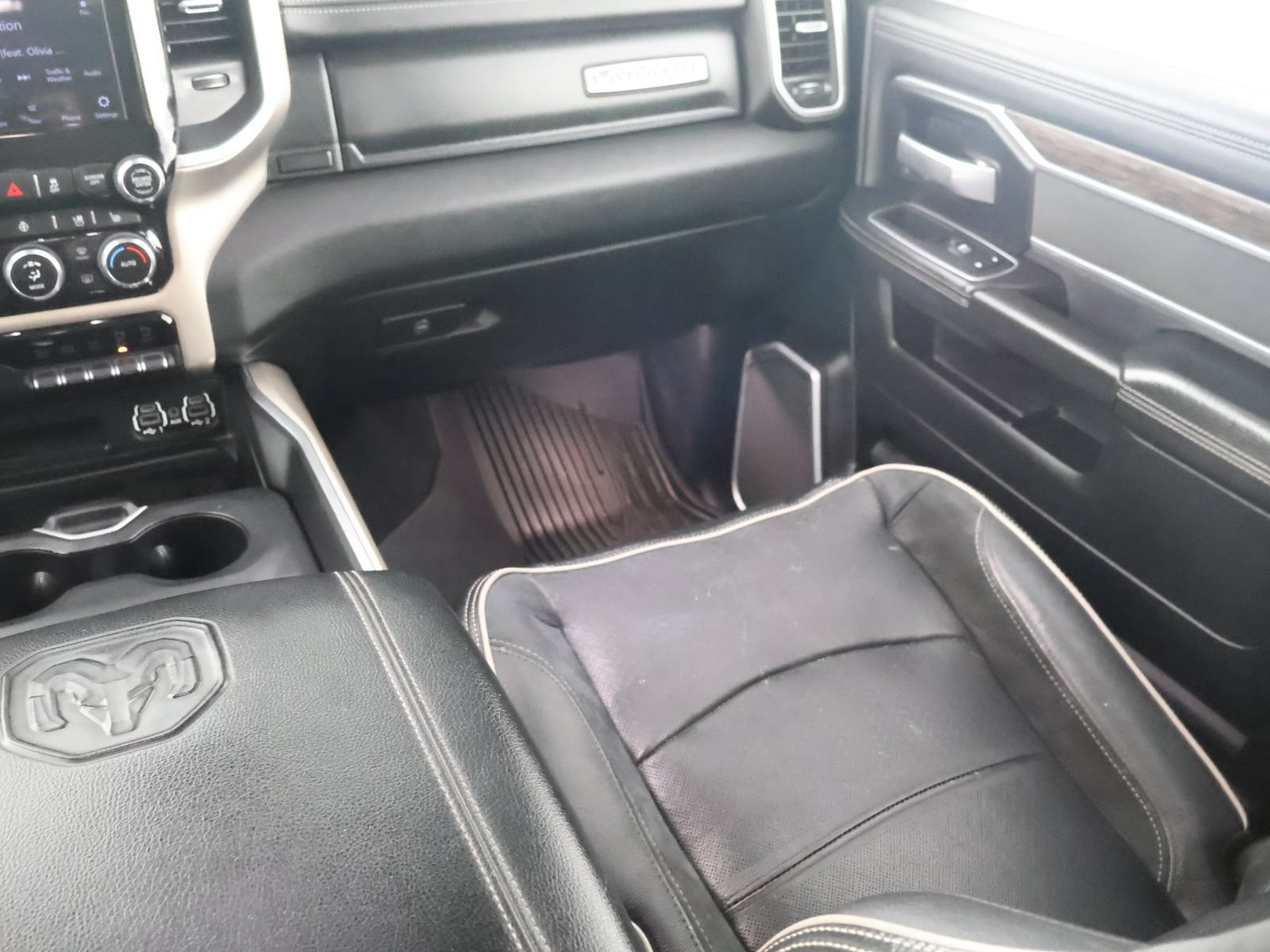 Used 2020 RAM 2500 Laramie AWD/4WD image 43