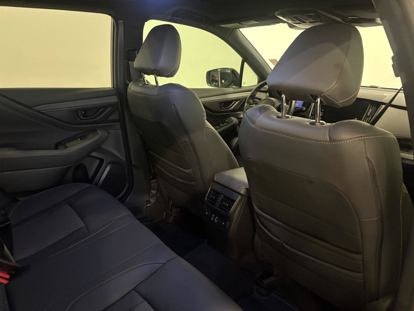 Used 2025 Subaru Outback Wilderness AWD/4WD image 41