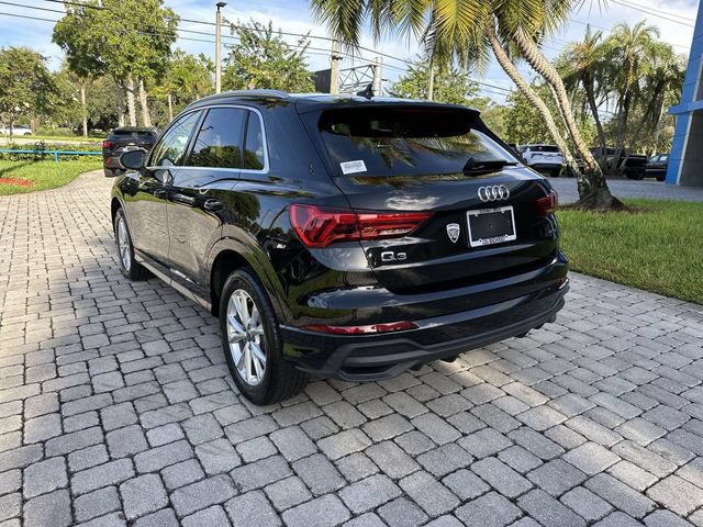 Used 2025 Audi Q3 2.0T Premium AWD/4WD image 34