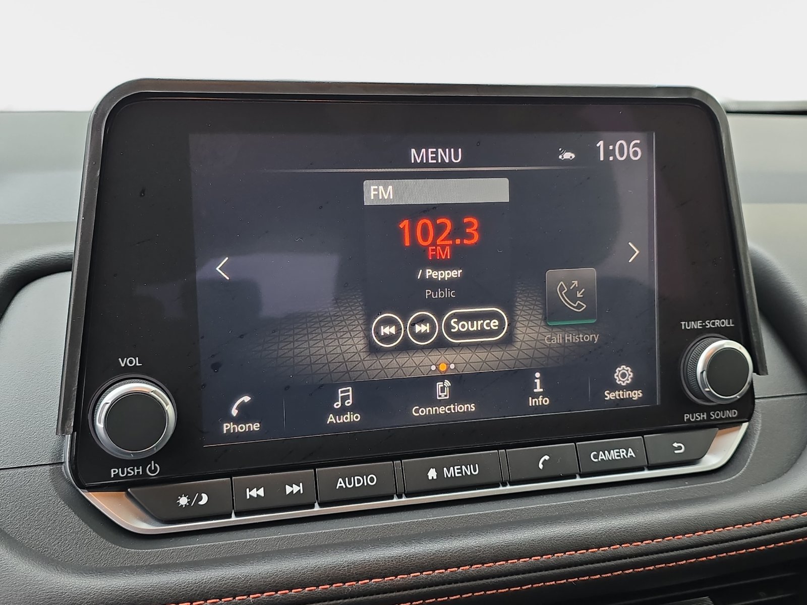 Used 2025 Nissan Rogue SV AWD/4WD image 23