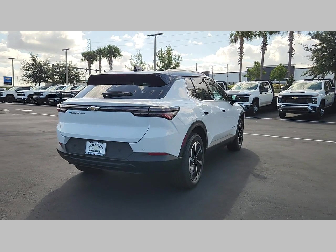 New 2026 Chevrolet Equinox EV LT AWD/4WD image 19
