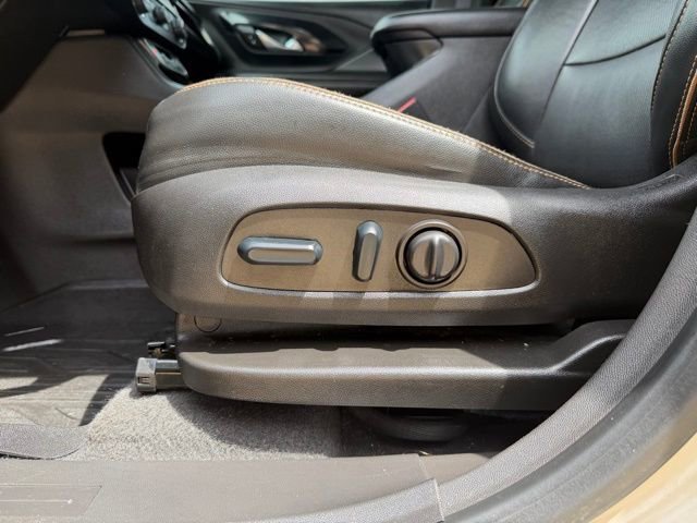 Used 2022 GMC Terrain AT4 w/ Infotainment Package II AWD/4WD image 32