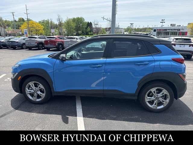 Used 2022 Hyundai Kona SEL w/ Winter Weather Package AWD/4WD image 4