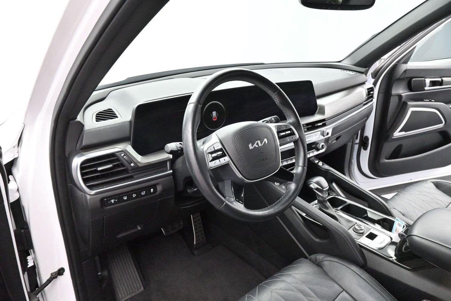 Used 2023 Kia Telluride SX X-Line AWD/4WD image 17