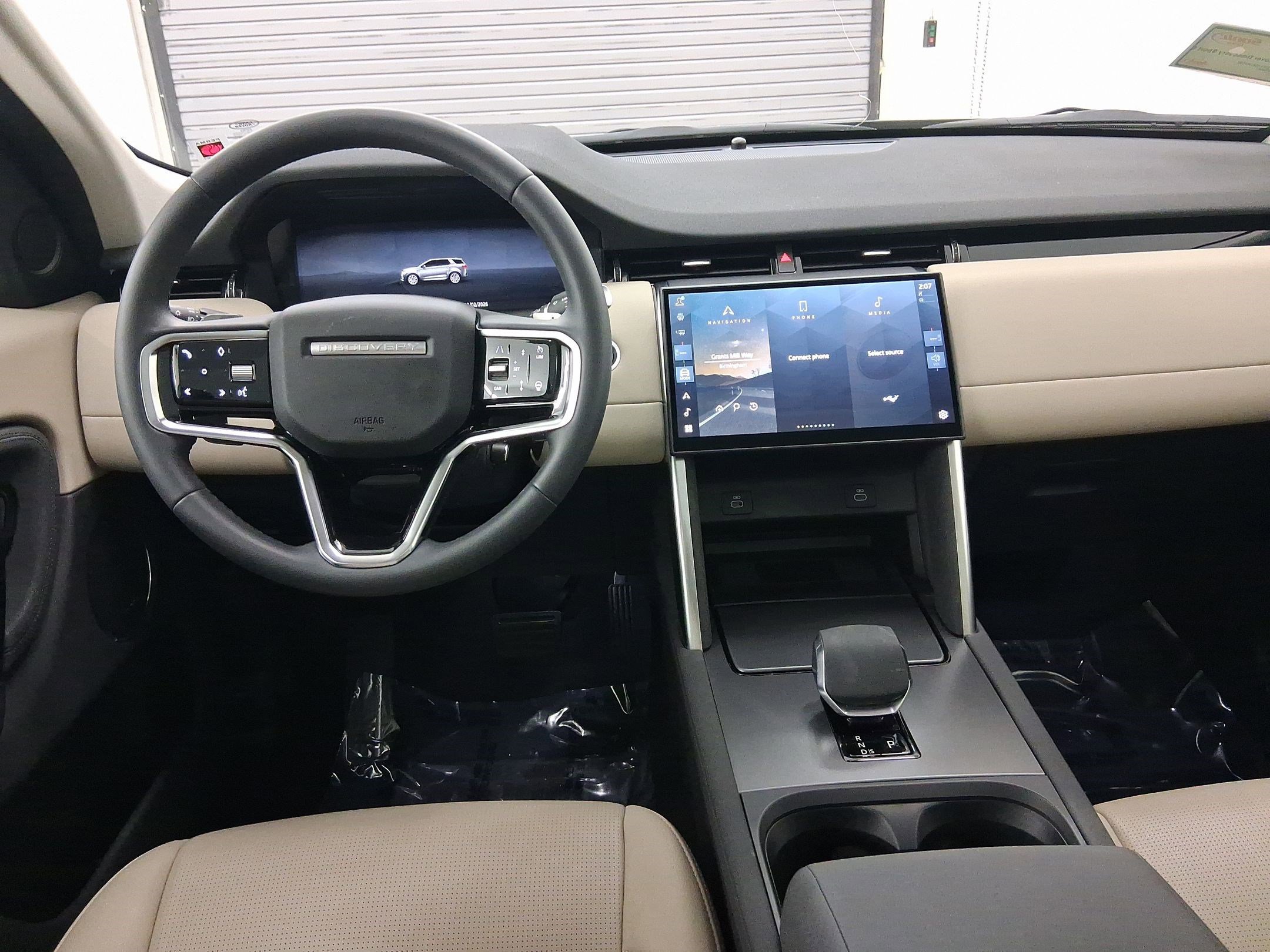 Certified 2025 Land Rover Discovery Sport S AWD/4WD image 4