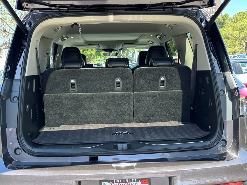 Certified 2026 INFINITI QX80 Luxe w/ Cargo Package AWD/4WD image 28
