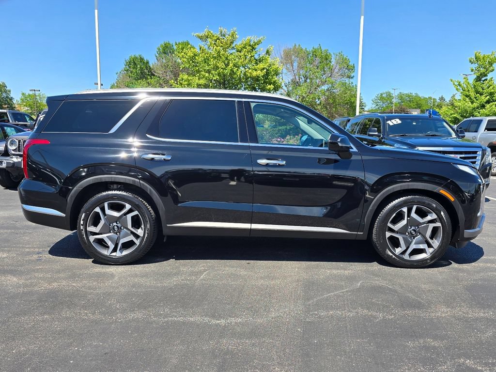Used 2024 Hyundai Palisade Limited AWD/4WD image 6