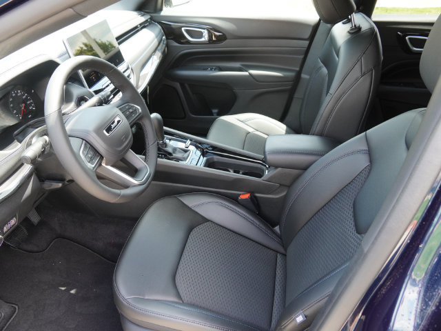 New 2026 Jeep Compass Latitude AWD/4WD image 19