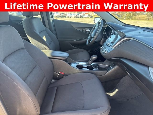 Used 2024 Chevrolet Malibu LT image 16