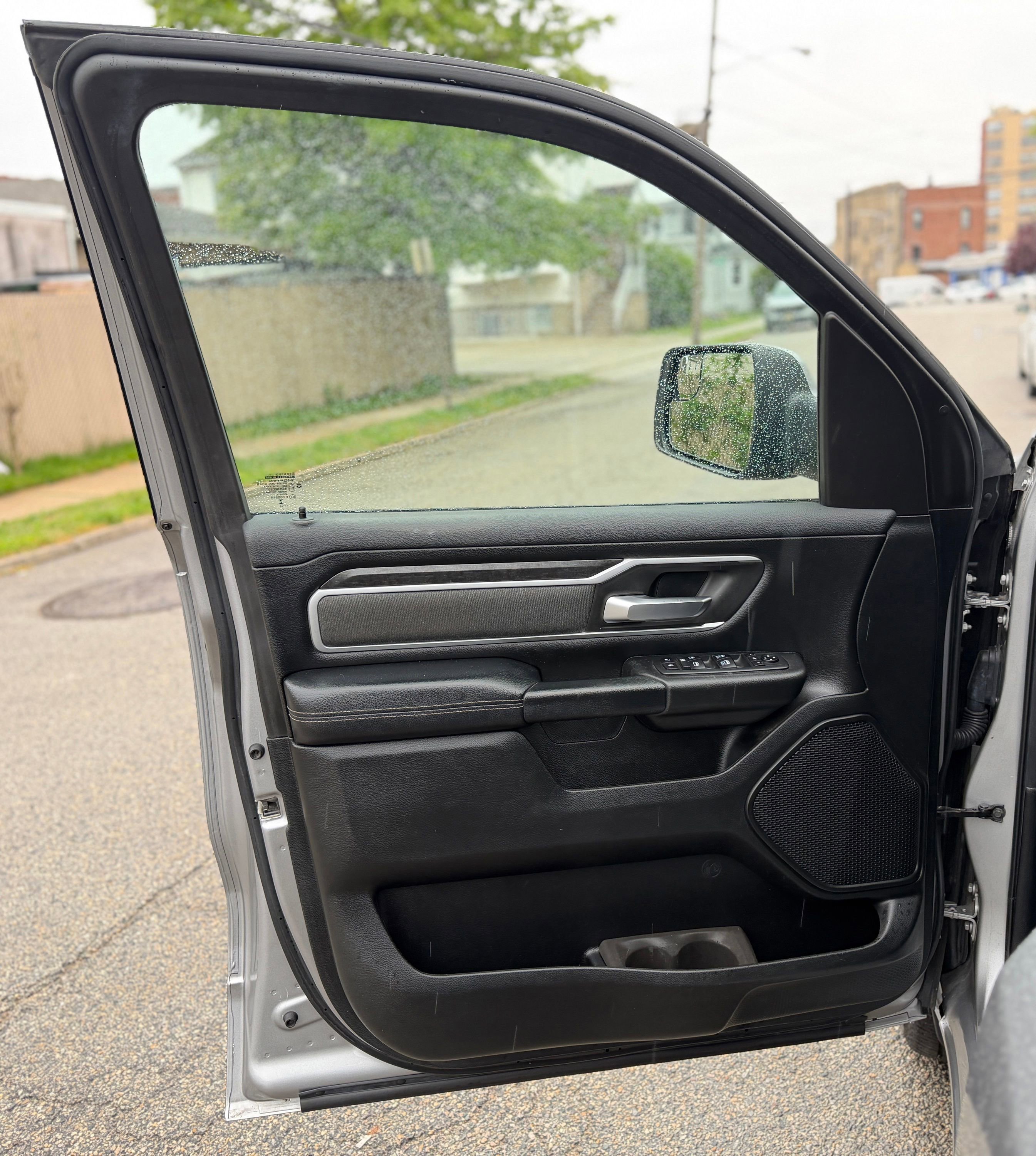 Used 2020 RAM 1500 Big Horn AWD/4WD image 16