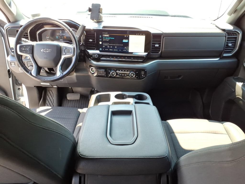 Used 2022 Chevrolet Silverado 1500 LT Trail Boss w/ Protection Package AWD/4WD image 6