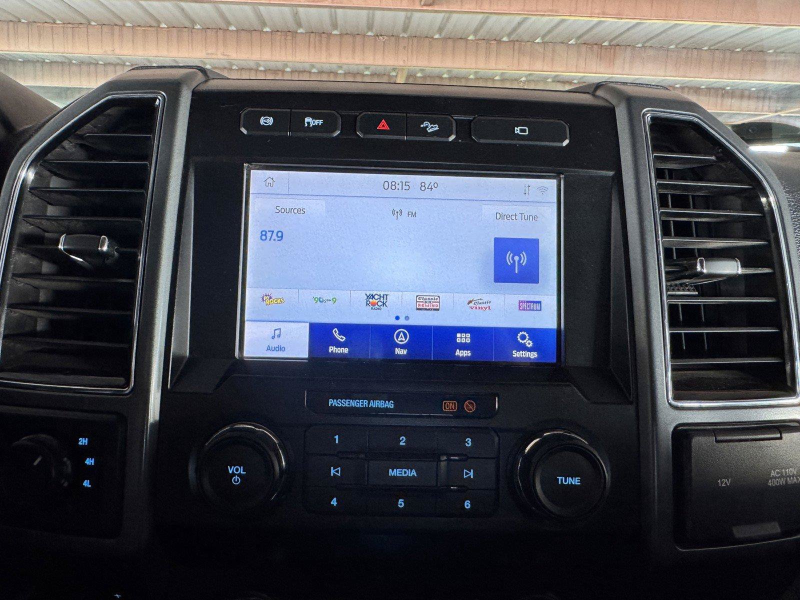Used 2022 Ford F350 XLT w/ XLT Premium Package AWD/4WD image 11