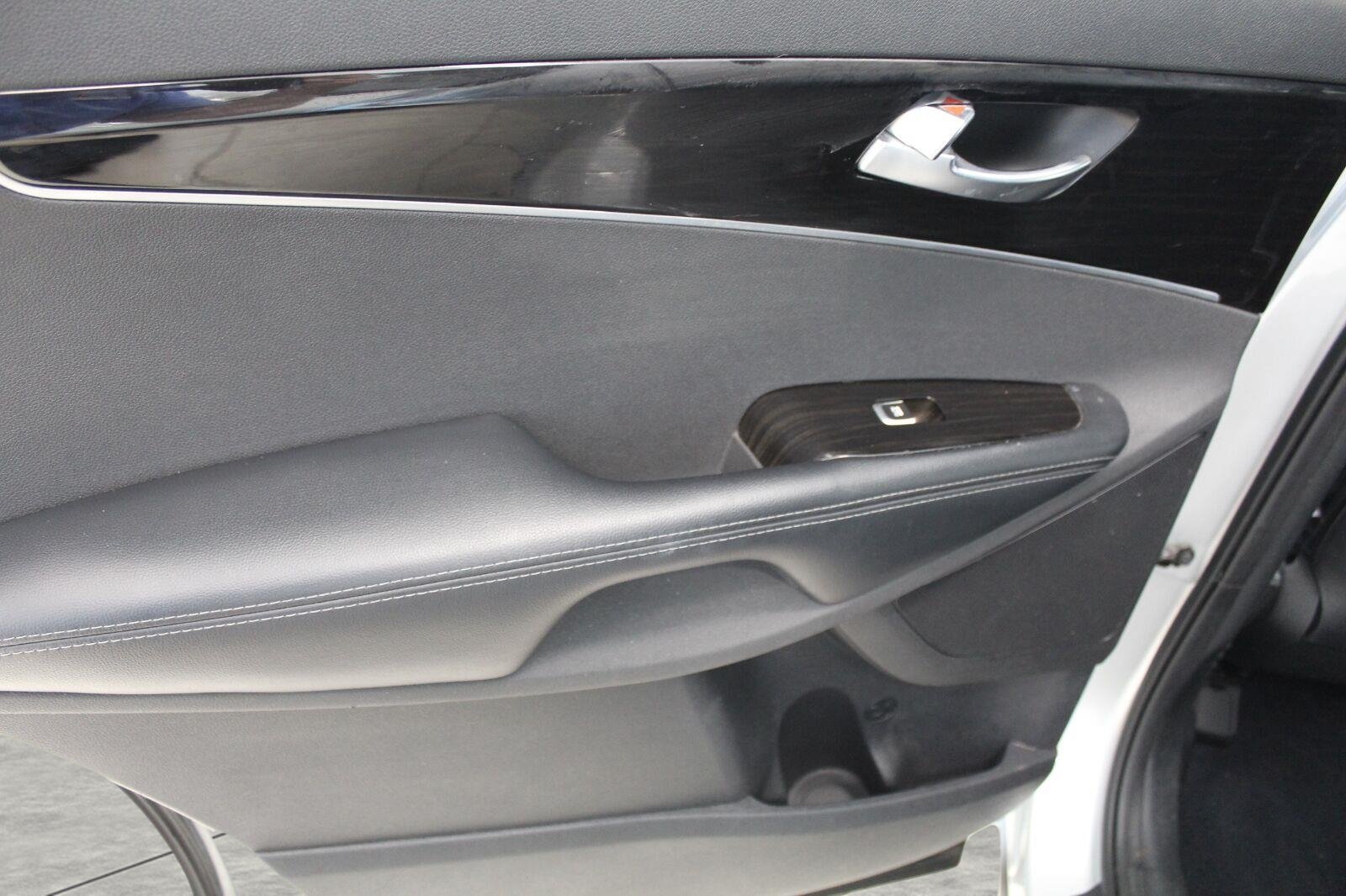 Used 2019 Kia Sorento EX FWD image 20