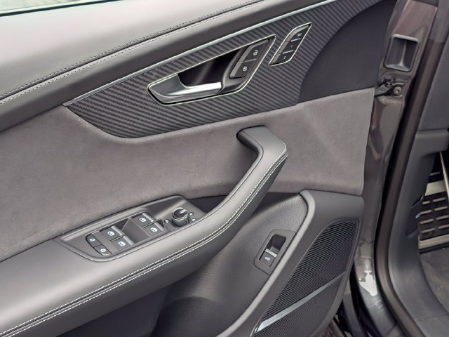 New 2027 Audi SQ8 Prestige AWD/4WD image 10