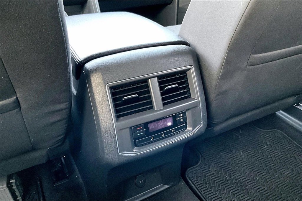 Used 2018 Volkswagen Atlas S image 31