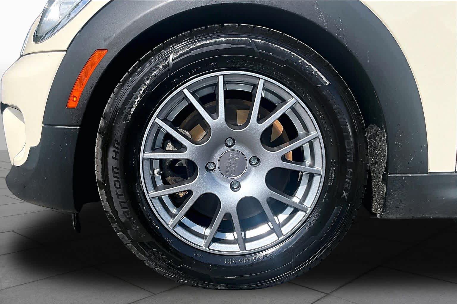 Used 2013 MINI Cooper Clubman S FWD image 10