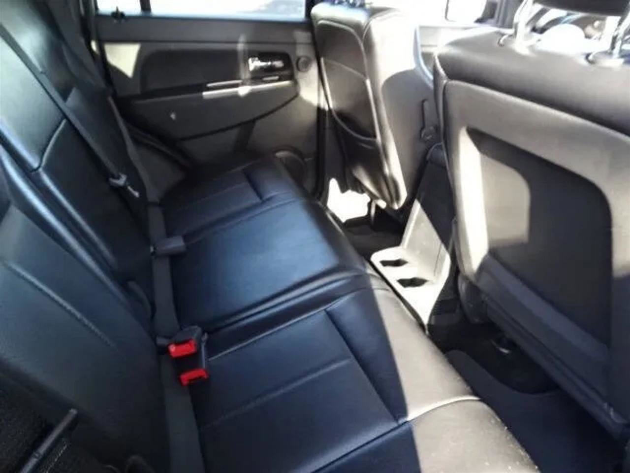 Used 2012 Jeep Liberty Limited w/ Comfort/Convenience Group image 32