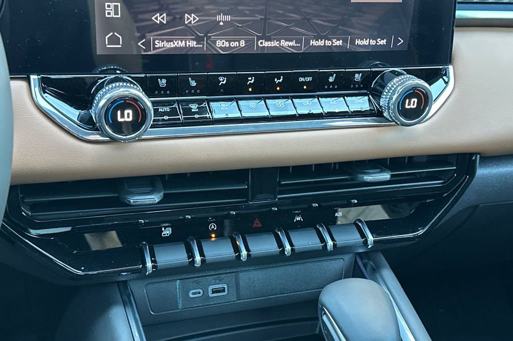 New 2026 GMC Canyon AT4 w/ Nightfall Edition AWD/4WD image 17