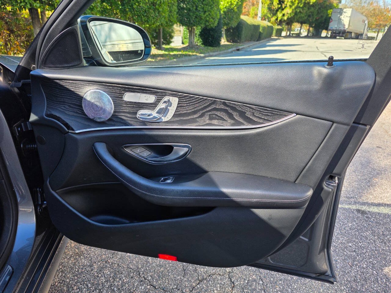 Used 2017 Mercedes-Benz E 300 image 37