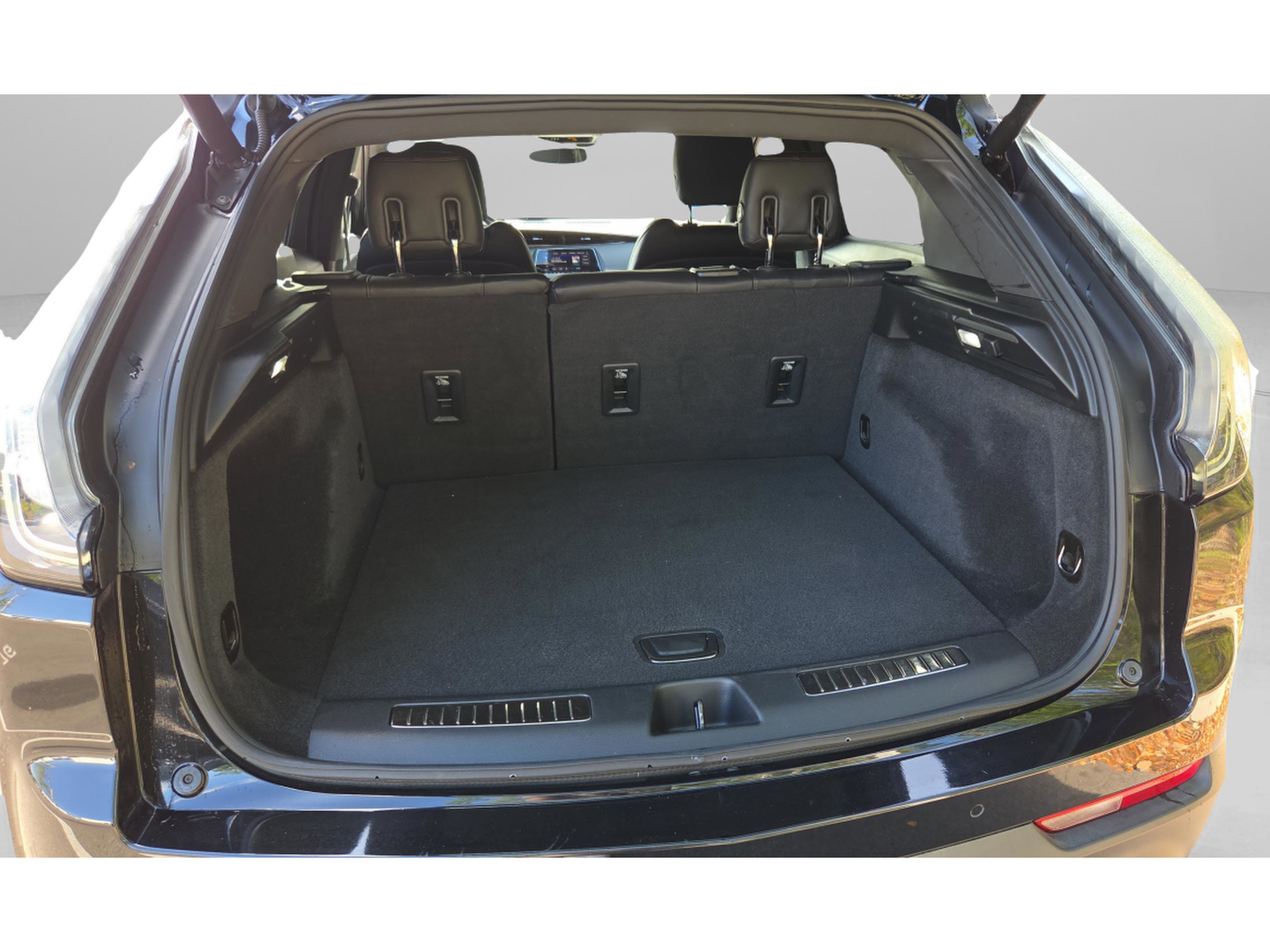 Used 2021 Cadillac XT4 Sport w/ Driver Awareness Package image 14