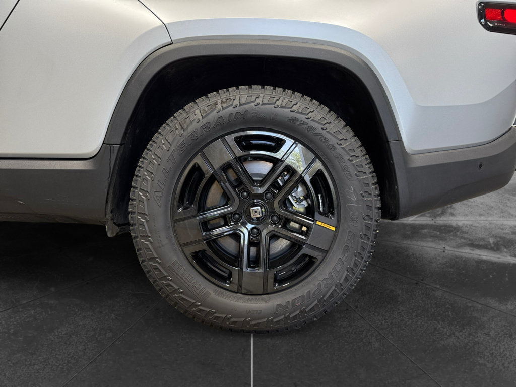 Used 2024 Rivian R1T Adventure Dual AWD/4WD image 37