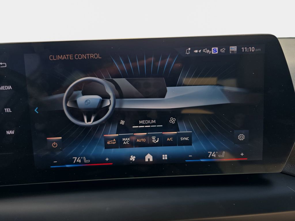 Used 2025 BMW 228i xDrive w/ Premium Package image 25